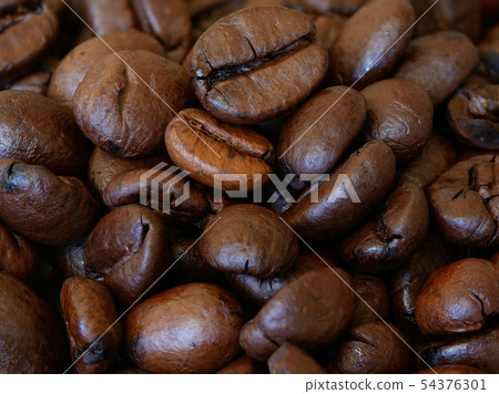 Close-up of Roasted Coffee Beans Close-up of Roasted Coffee Beans 54376301