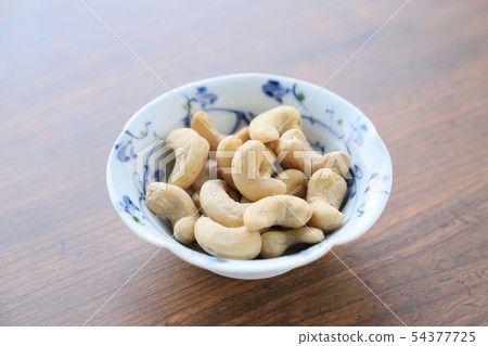 Cashew Nuts 54377725