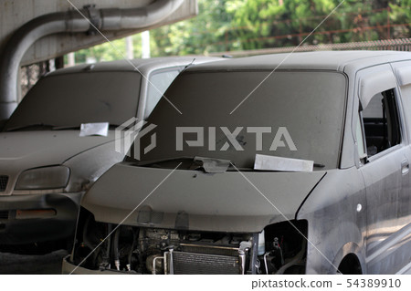 被遺棄的車輛 54389910