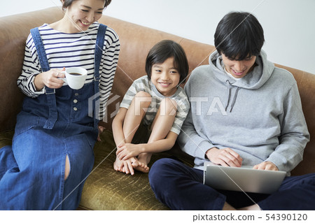父母和孩子的生活方式 54390120