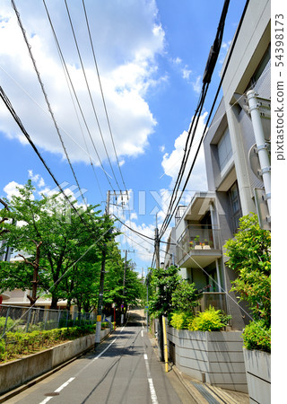 Residential area around Yoyogiuehara Station 54398173