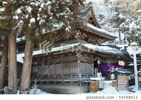 Kitakukan Kanon (Ueda City, Nagano Prefecture) 54398611