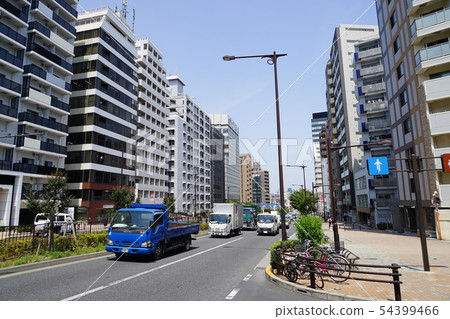 June Shibuya 135 Shimizubashi intersection 54399466