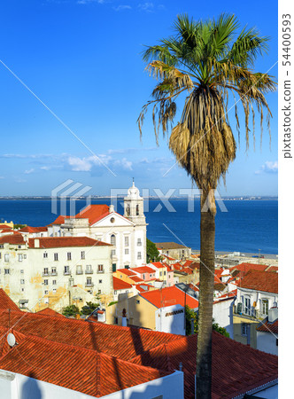 Alfama, the old quarter of Lisbon, Portugal Alfama, the old quarter of Lisbon, Portugal 54400593