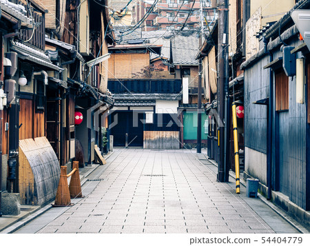 Alley of Kyoto Gion 54404779