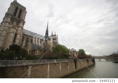 Gothic cathedral Facade Notre Dame Paris France bg Gothic cathedral Facade Notre Dame Paris France bg 54405113