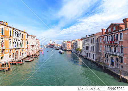 The best view of Grand Canal and Basilica Santa The best view of Grand Canal and Basilica Santa 54407031