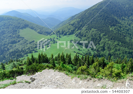 The cross paths in Vratna valley at the national The cross paths in Vratna valley at the national 54408307