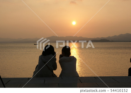 四季走夏天湖真嗣 四季走夏天湖真嗣 54410152