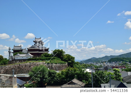 Fukuchiyama Castle seen from Karasuma Park in Fukuchiyama City, Kyoto Prefecture Fukuchiyama Castle seen from Karasuma Park in Fukuchiyama City, Kyoto Prefecture 54411336