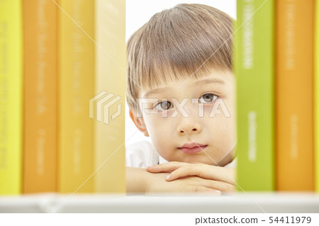 蹣跚學步,兒童,孩子,預定,閱讀,學習,學習,教育,商人 蹣跚學步,兒童,孩子,預定,閱讀,學習,學習,教育,商人 54411979