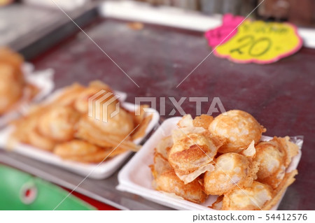 Coconut milk mix sugar and flour 54412576