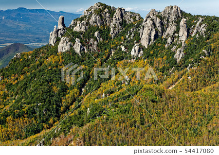 Okuyama of autumn leaves seen from Oku Chichibu and Dainichi rock 54417080