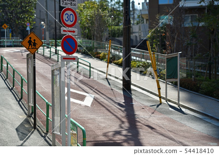 Town scenery Iidabashi 54418410