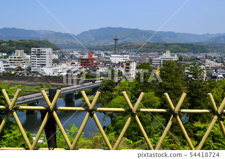 從熊本人吉城堡的人吉市的看法 從熊本人吉城堡的人吉市的看法 54418724