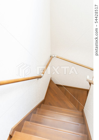 有扶手欄杆的家庭台階 有扶手欄杆的家庭台階 54428517