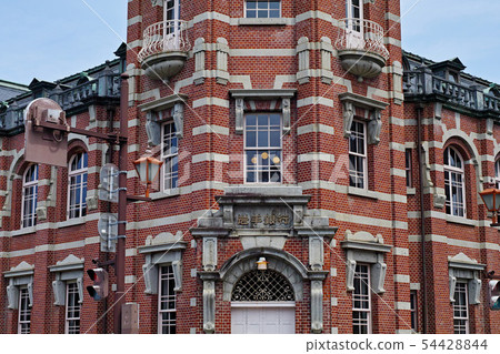 [Important Cultural Property] Iwate Bank (Former Morioka Bank) Former Main Store Main Building (Iwate Bank Red Brick Building) 54428844