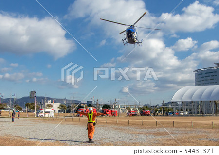 直升機救護車運輸 54431371
