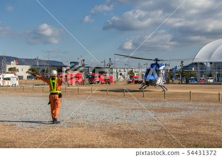 直升機救護車運輸 54431372