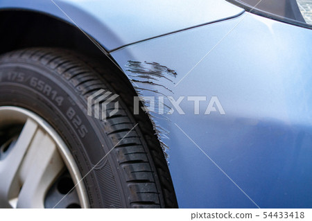 Car scratch dent dent accident repair 54433418