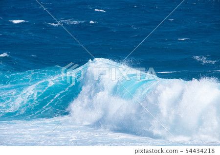 Wave splash 54434218