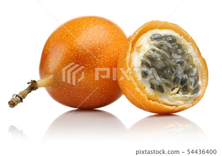 Fresh granadilla passion fruit isolated 54436400