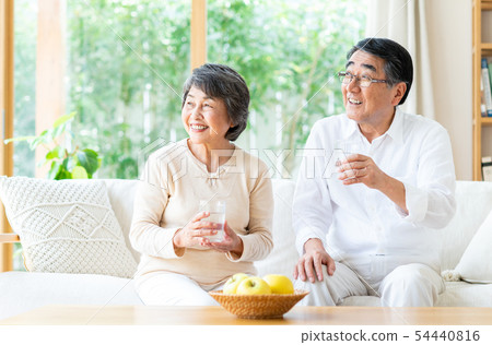 高級夫婦（礦泉水） 54440816