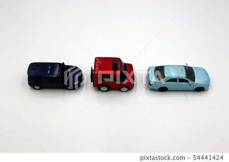 Image material of traffic jam that occurs in large holidays and commuting rush, various places and time Image material of traffic jam that occurs in large holidays and commuting rush, various places and time 54441424