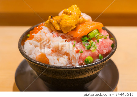 Luxury Specials Seafood bowl Japan Tsukiji 54443515