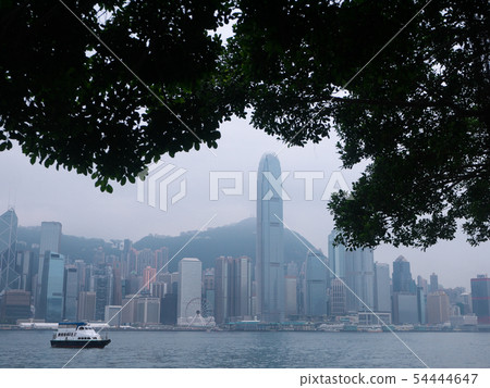 China, Hong Kong Special Administrative Region / Victoria Harbor 54444647