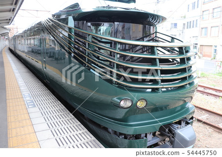 庫福風格的臥舖火車三洋幹線尾道站 庫福風格的臥舖火車三洋幹線尾道站 54445750