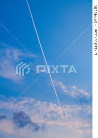 Contrail 54449180
