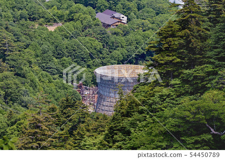 [岩手縣]鮮綠色的松川谷/松川地熱發電站（日本第一個開始運營的商業地熱發電站） 54450789