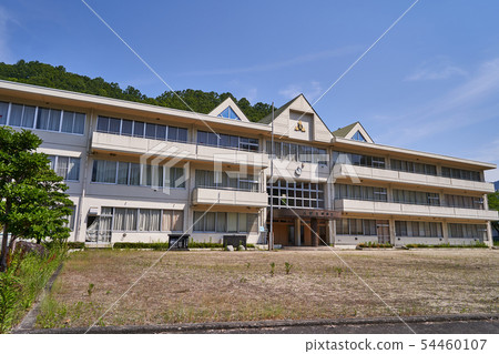 Minobu-cho Takunato Junior High School 54460107