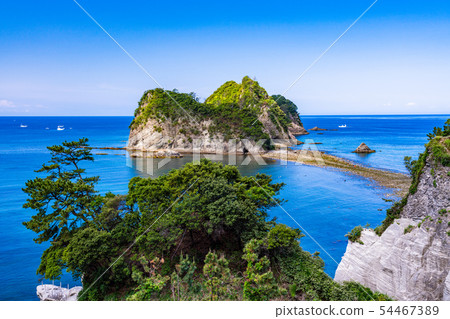 (Shizuoka Prefecture) Dogashima Sehama Coast / Sanshiro Island Tonboro 54467389