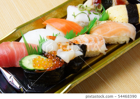 Sushi box lunch 54468390
