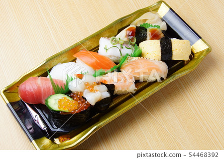 Sushi box lunch 54468392