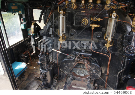 D51 engine room 54469068