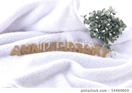 Anniversary 54469669