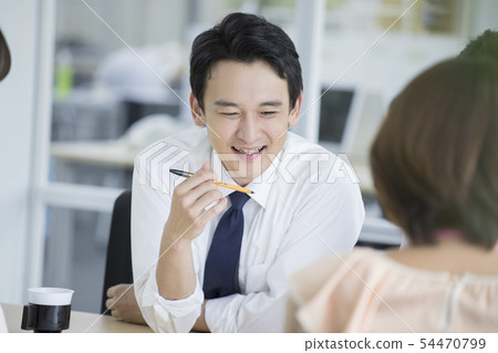 Businessman Businessman 54470799