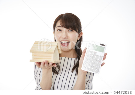 Female family 54472058