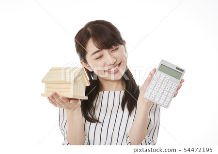 Female family 54472195