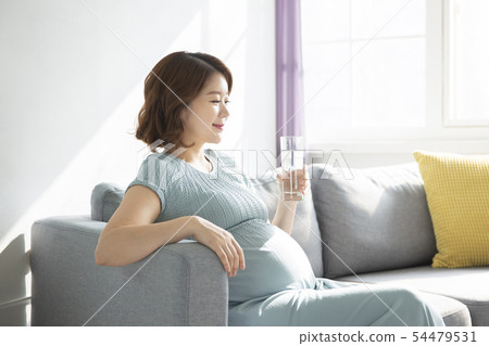 Beautiful asian pregnant woman's daily life 036 54479531
