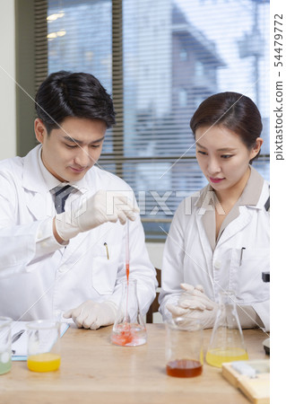 Research scientist concept, technicians working in laboratory 220 54479772