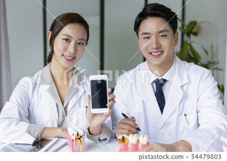 Research scientist concept, technicians working in laboratory 072 54479803