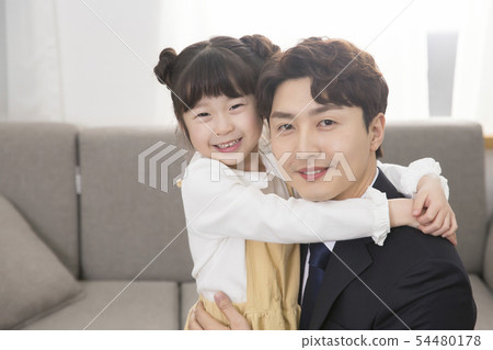 Parenting, childhood and family life concept photo 264 Parenting, childhood and family life concept photo 264 54480178