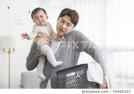 Parenting, childhood and family life concept photo 384 Parenting, childhood and family life concept photo 384 54480181