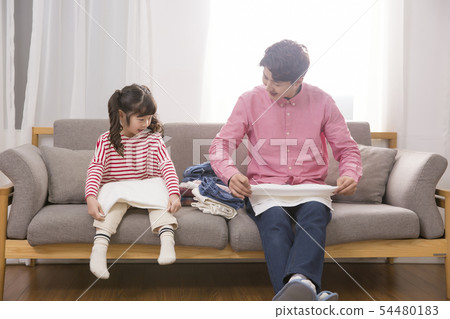 Parenting, childhood and family life concept photo 442 54480183
