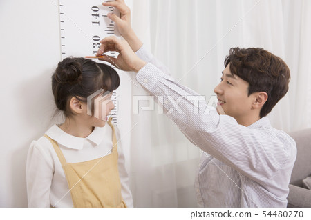 Parenting, childhood and family life concept photo 309 54480270