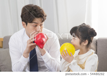 Parenting, childhood and family life concept photo 235 Parenting, childhood and family life concept photo 235 54480282